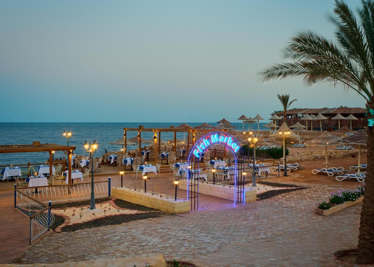 Dreams Beach Resort - Sharm El Sheikh Exteriér fotografie The beach at the Hilton Taba