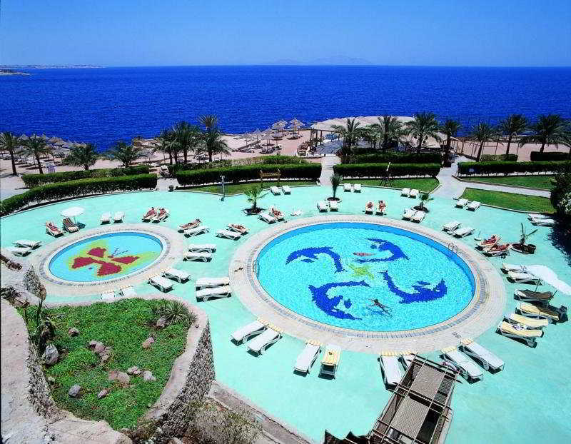Dreams Beach Resort - Sharm El Sheikh Exteriér fotografie The pool at the Hilton Sharm El Sheikh